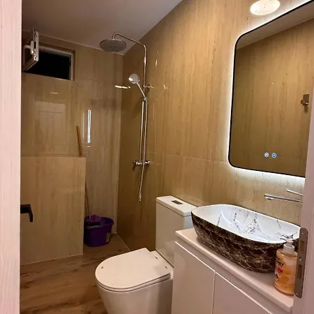 Skynest Sarande